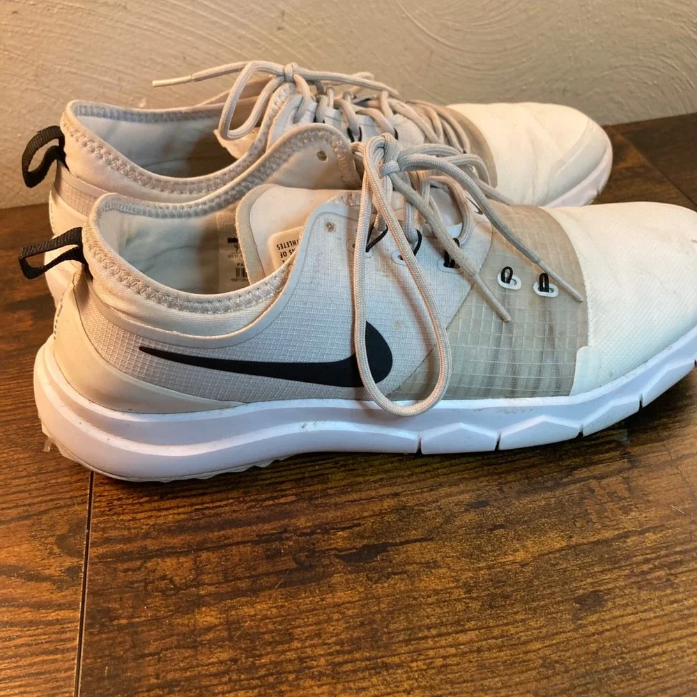 Nike Free TR 8 Womens Size 7.5 Training Shoes White Vast Grey AH6973-100 Workout